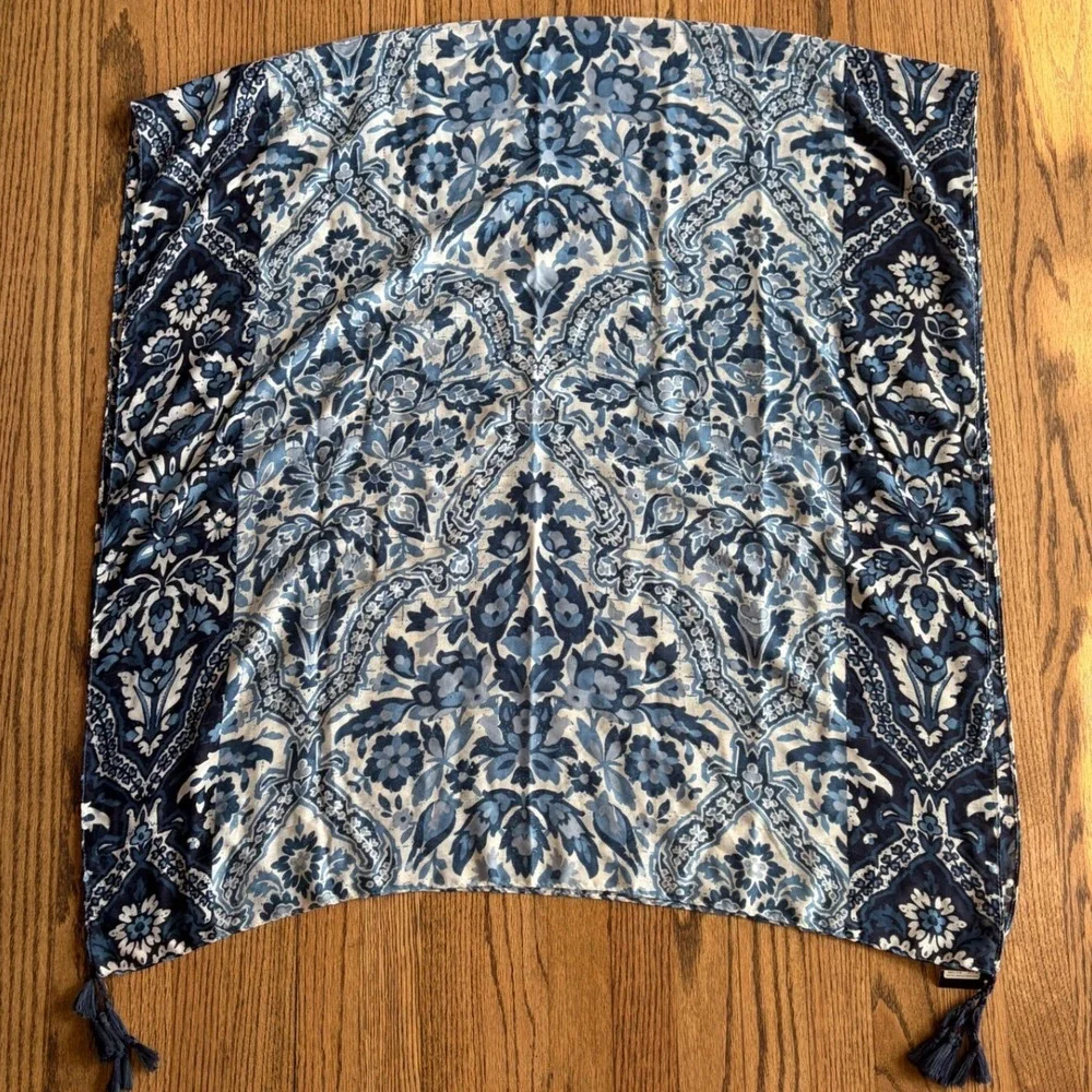 J Jill Blue White Parisian Picnic Scarf Floral Paisley Tassel Wrap Rectangle